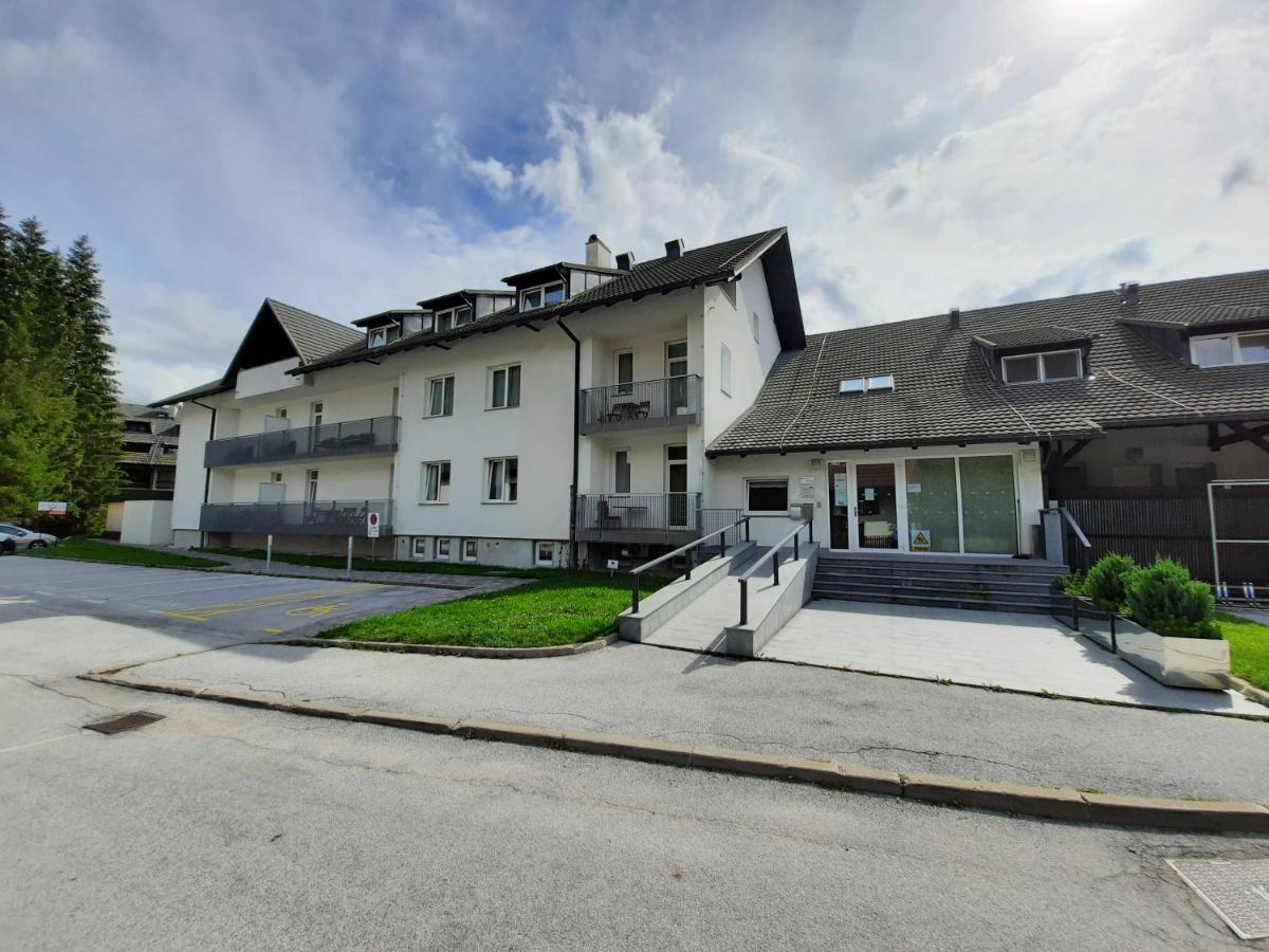 Apartments Trio Кранська Гора Екстер'єр фото
